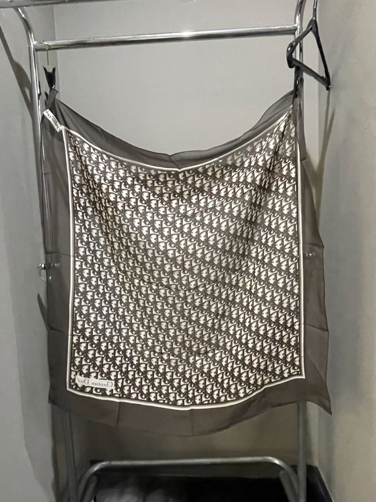 クリスチャンディオール スカーフ トロッター柄 B25081534 販売