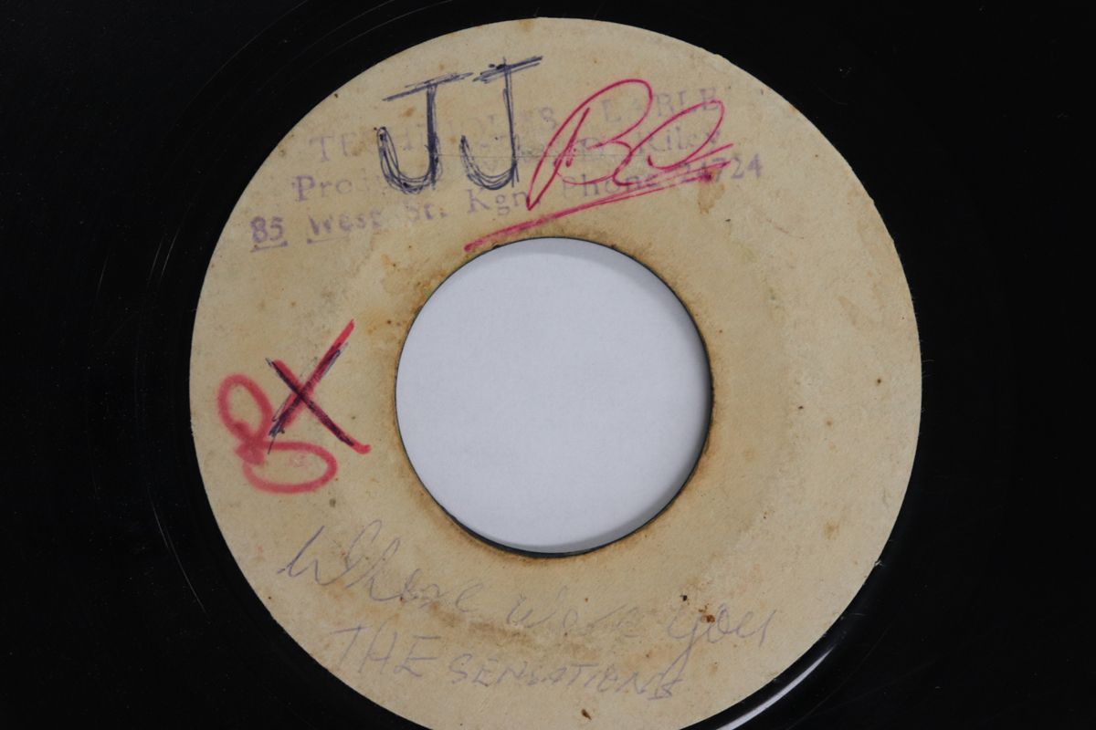 ジャマイカ7” Sensations Just One Smile | Where Were You NONE NOT ON LABEL |00080