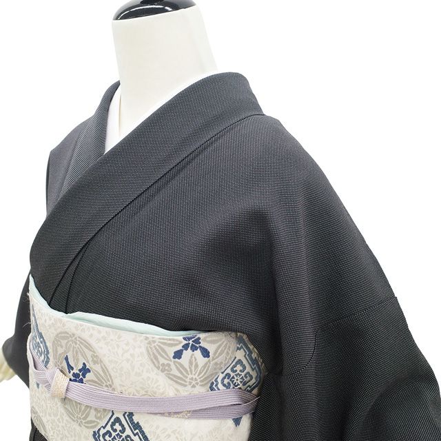 ［小紋］　新品、未使用品　シツケ有り 中古】 江戸小紋 着物 リサイクル 正絹 黒グレー 行儀