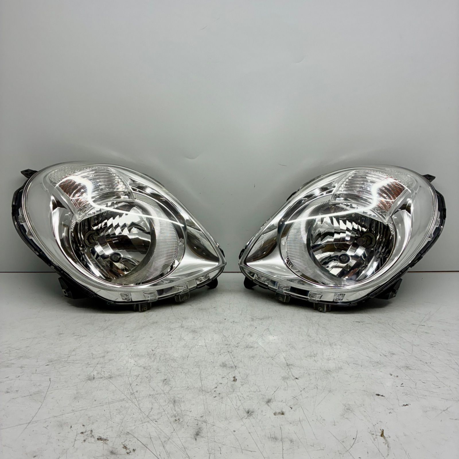 ★美品★　MG22S モコ 右ライト ハロゲン Y 美品コーティング済日産 MG22S MF22S モコ MRワゴン ヘッド