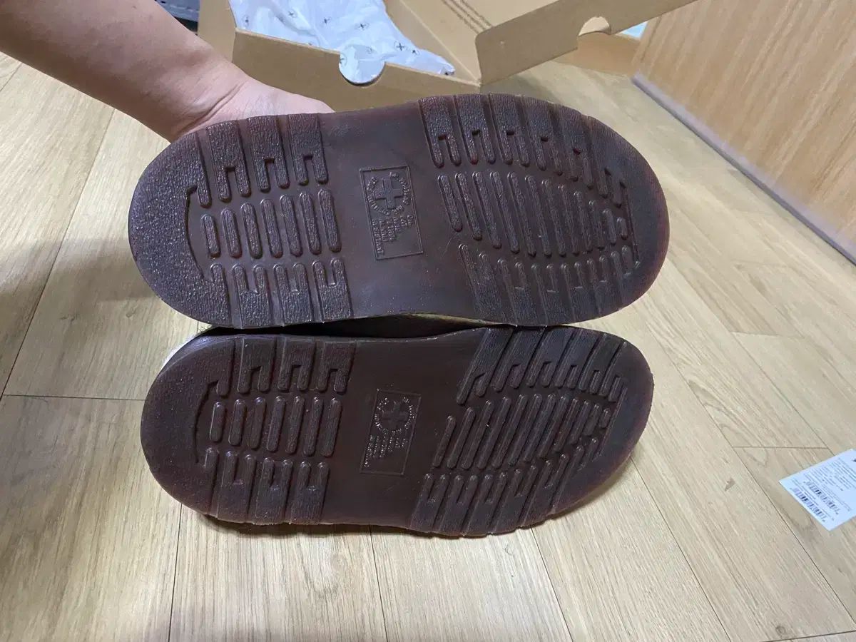 シャム スウェード