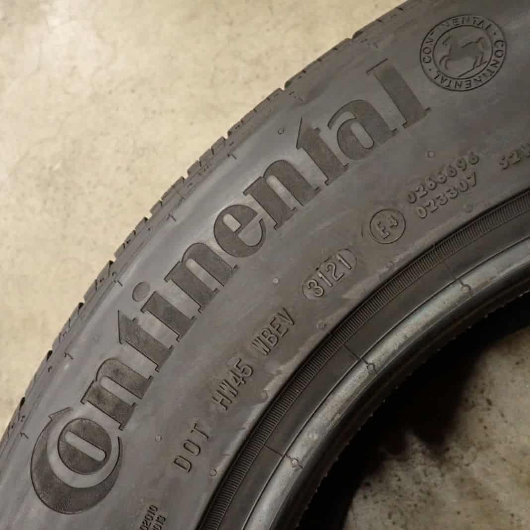 235|60R18