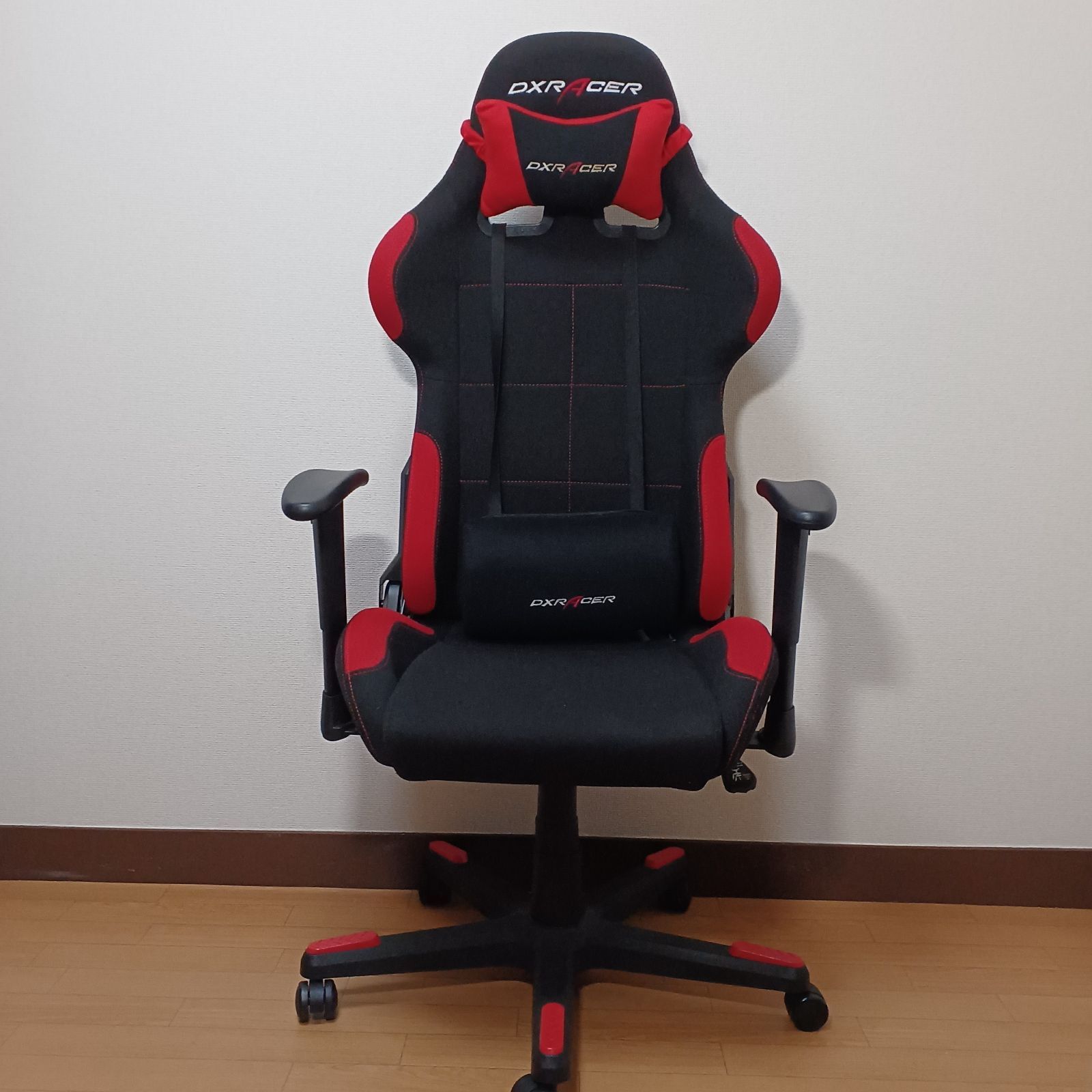 DXRacer スタンダードモデル ゲーミングチェア