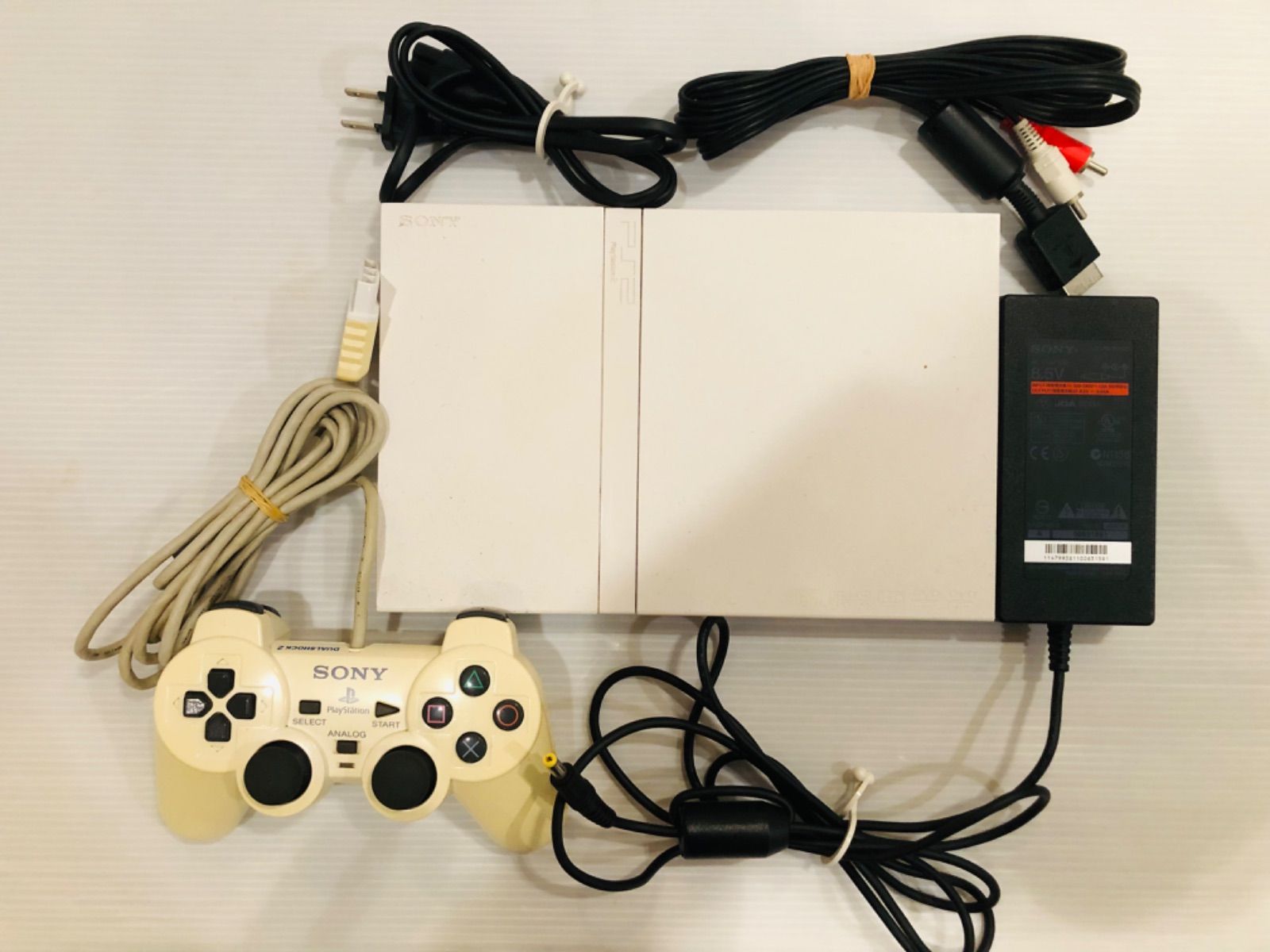 SONY PlayStation2 SCPH-77000（ソフト付き） - 家庭用ゲーム本体