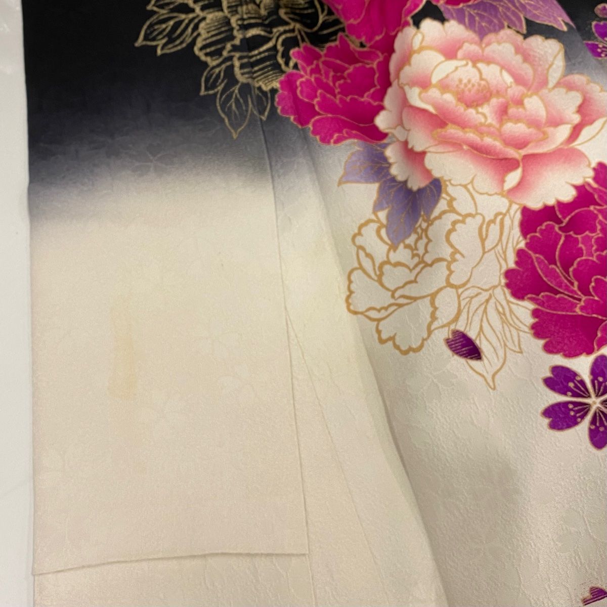 振袖 身丈163cm 裄丈65.5cm M 袷 牡丹 金糸 金彩 青紫 正絹 名品 中古  
