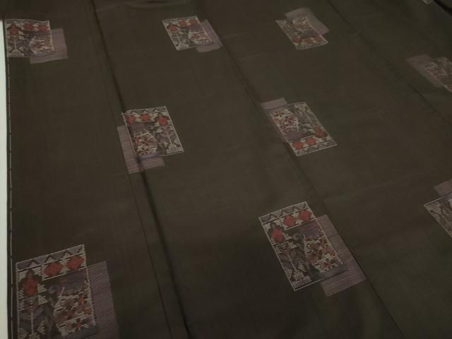 平和屋着物○本場大島紬 地空 色紙器物花文 やまと誂製 正絹 逸品