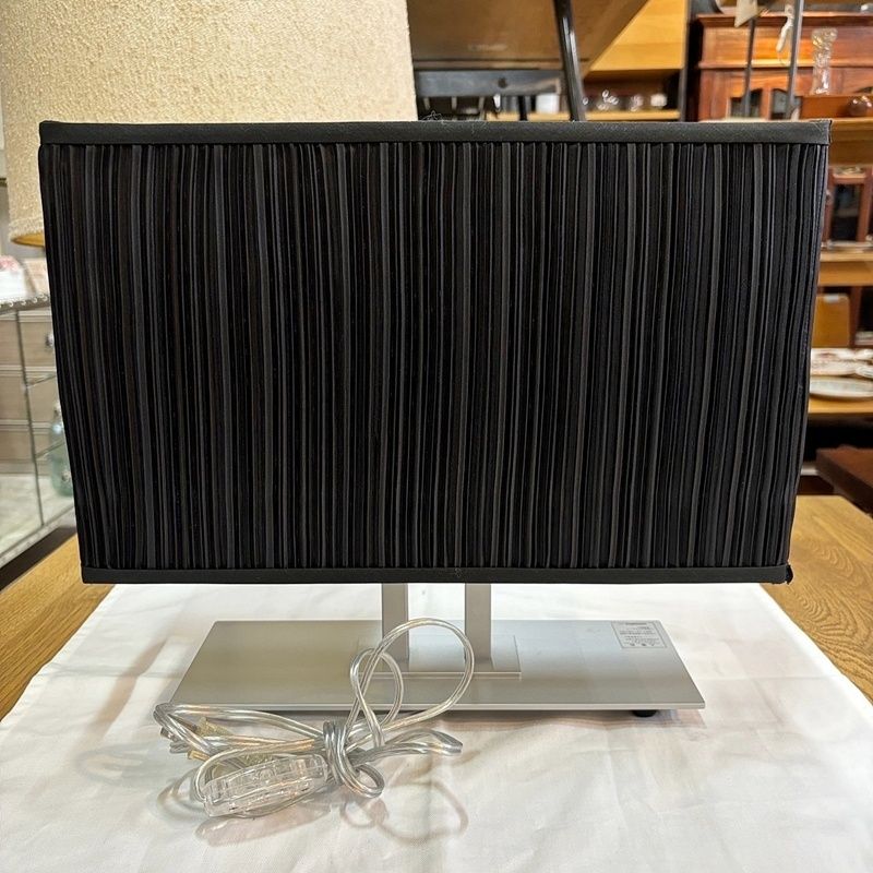 YAMAGIWA BAUMN バウム ブラック W370mm 照明 最新 テーブルライト