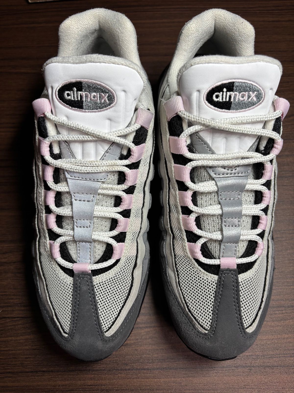 ナイキ エアマックス95 ガンスモーク/ピンクフォーム 中古品size25.0㎝ ナイキ エアマックス95 ガンスモーク/ピンクフォーム 中古品