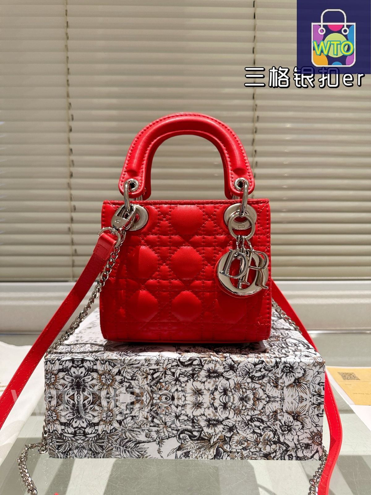 今日 Dior Lady Dior Lambskin Bag with F able Gift Box - ディオール レディー ディオール ラムスキン バッグ フォールダブル ギフトボックス付-WTO輸入1 DECORATOM_COM_BR