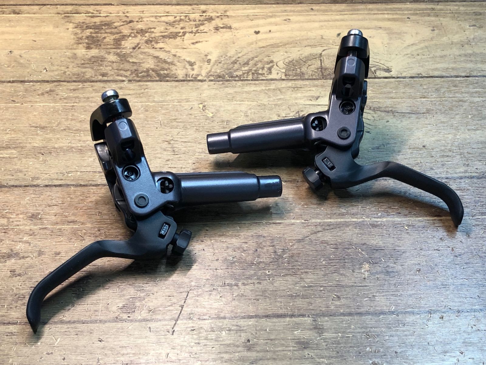 JK351 シマノ SHIMANO SLX BL-M675 BR-M675 油圧ブレーキレバーセット BRIGHTFACE_UK