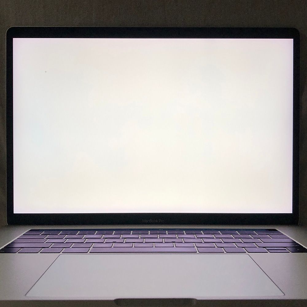 ◇ジャンク品・本体のみ◇Apple MacBook Pro (15インチ 2018