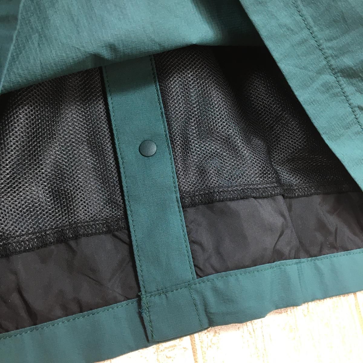 MENs S マウンテンハードウェア コア エアシェル シャツ ジャケット Kor AirShell Shirt Jacket ウィンドシェル MOUNTAIN HARDWEAR OE0400 318 Aqua Green グリーン系