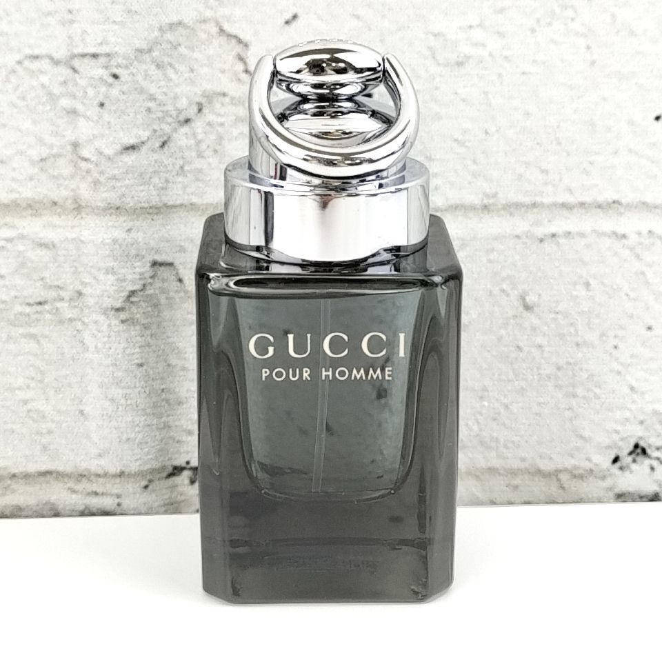 ほぼ未使用】 GUCCI グッチ バイ グッチ オーデトワレ 75ml 香水