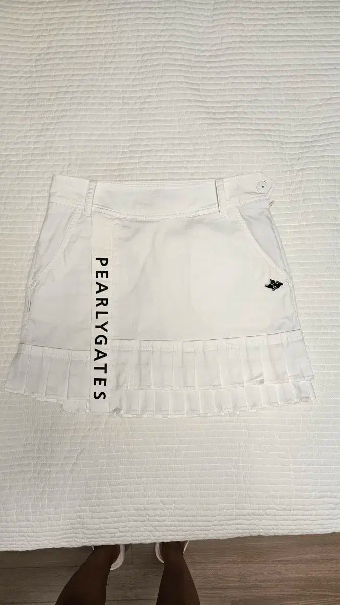 【超美品】PEARLY GATES 韓国 フリルスカート ホワイト 超美品】PEARLY GATES 韓国 フリルスカート ホワイト