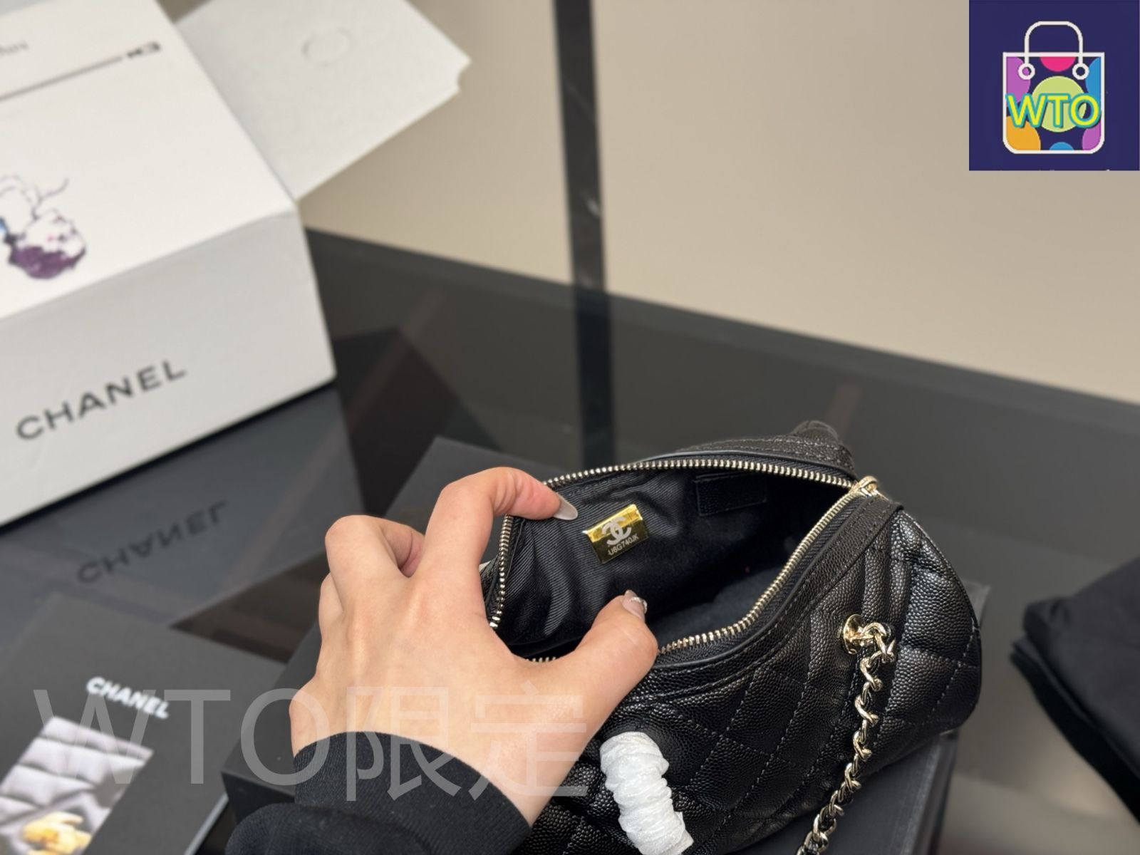 【存在感際立つ逸品】CHANEL ボーリングバッグ 25A新作 ボーリングバッグ CHANEL(シャネル) バッグ・カバン(レディース