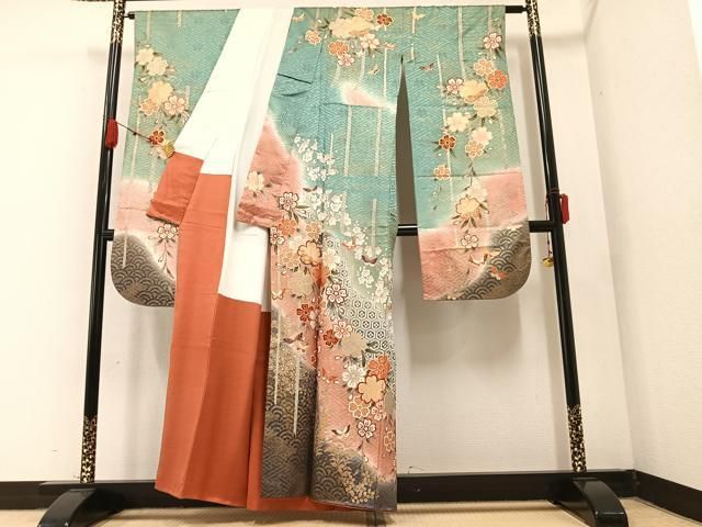 平和屋着物 豪華振袖 亀甲花蝶文 暈し染め 金彩 正絹 AABB3617ph