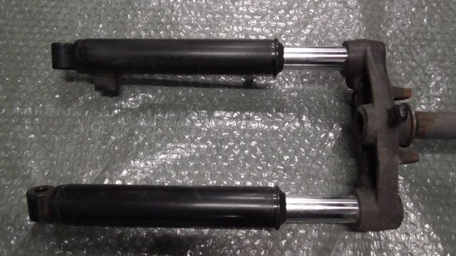 ビーノ４スト SA26J-100 の フロントフォーク 1757553850