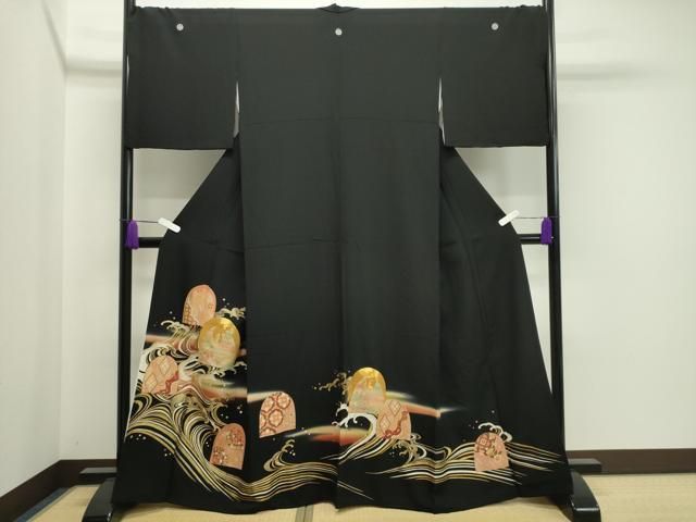 平和屋着物●豪華黒留袖 駒刺繍 立波飛鶴花文 暈し染め 金銀彩 正絹 CAAX5855gh