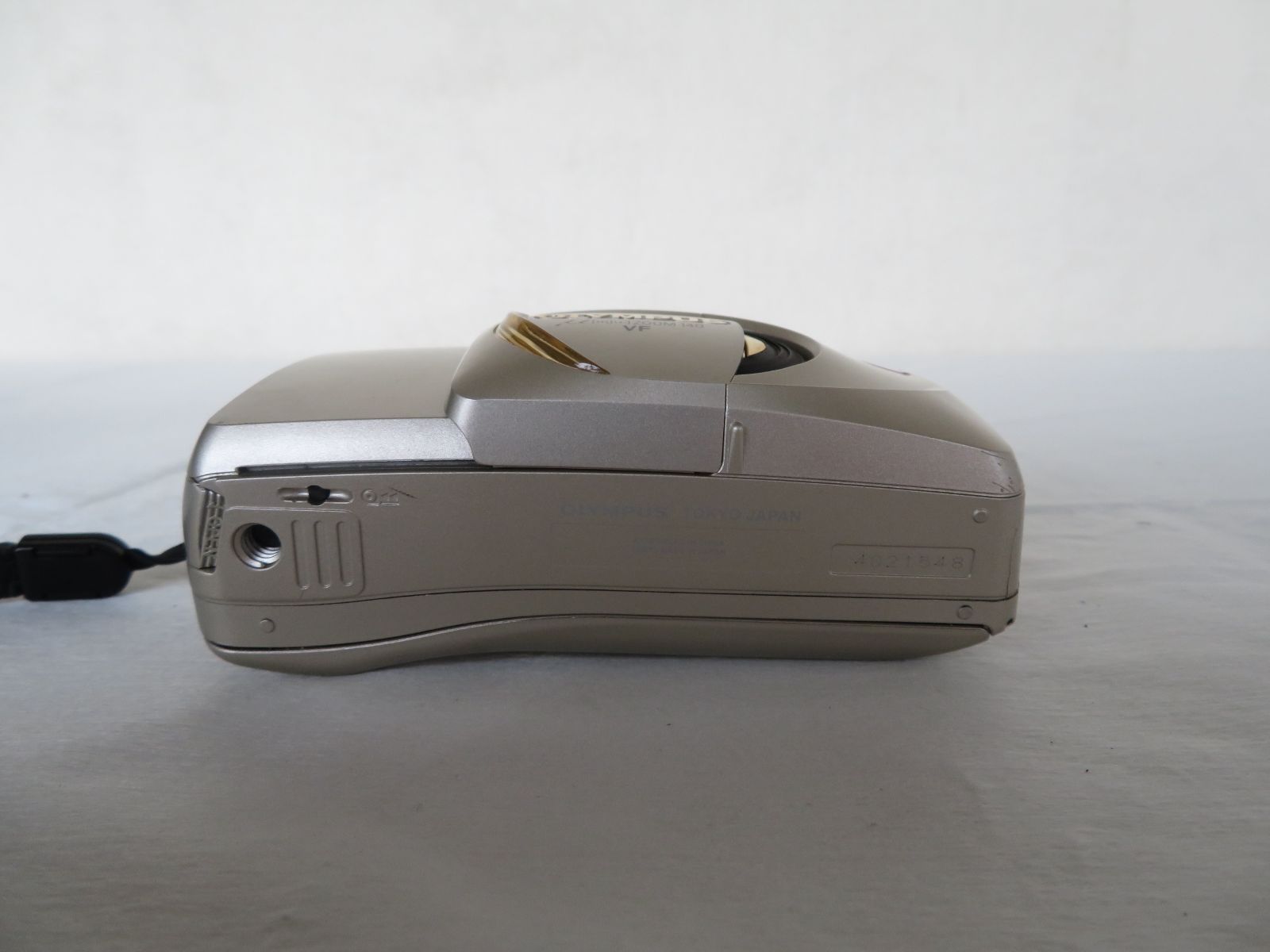 ＜ジャンク品＞フイルムカメラ　オリンパス　【R5-009】