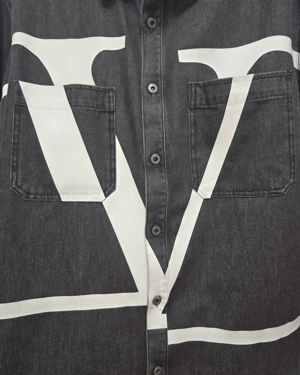 自然な ヴァレンティノ Vロゴ デニム シャツ ジャケット 48 サイズ 100 105 アメカジスタイル