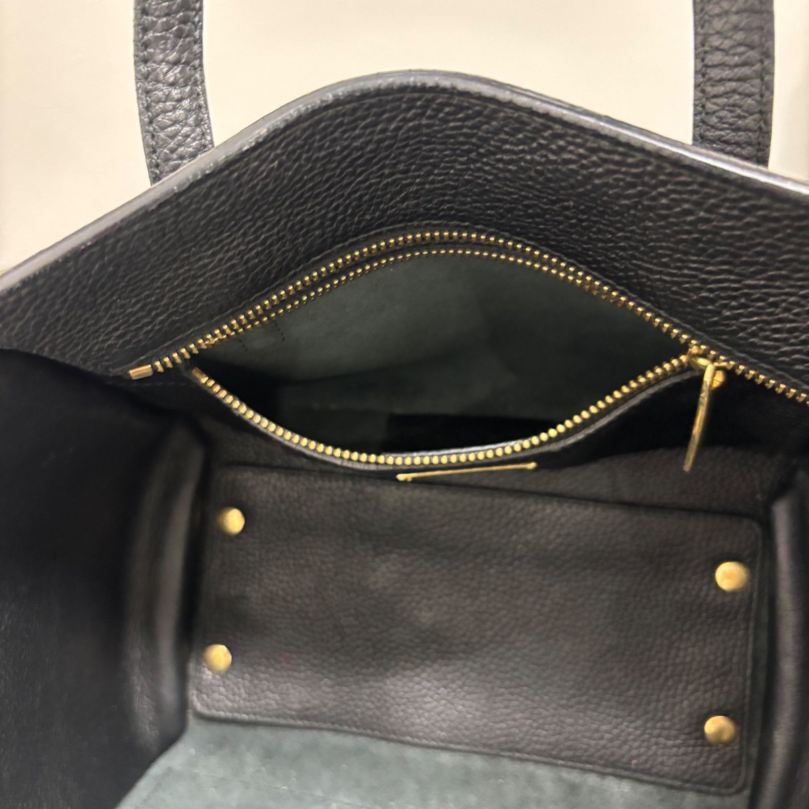 Salvatore Ferragamo サルヴァトーレフェラガモ エイミー ハンドバッグ 