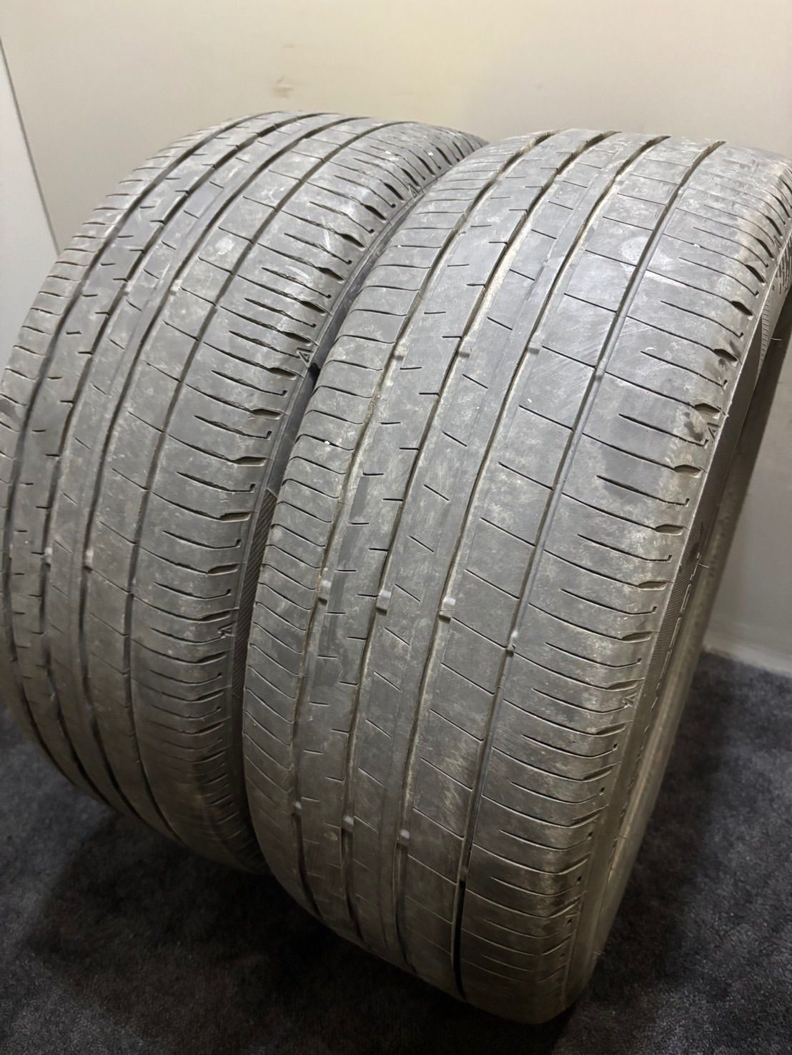 ☆215/55R17 DUNLOP/VEURO VE304 22年製 夏タイヤ サマータイヤ