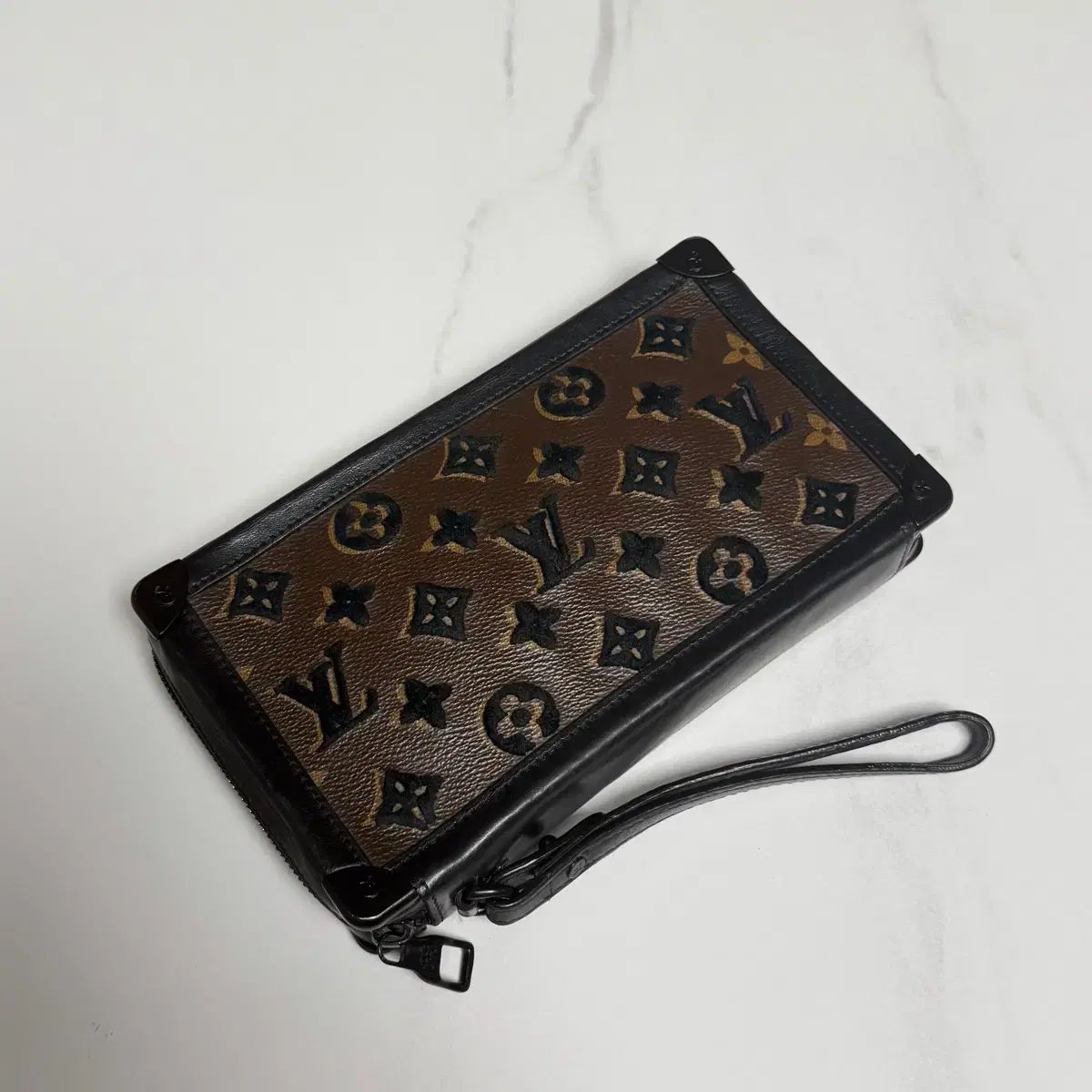 美品　LOUIS VUITTON ポシェット・ヴォルガ ヴァージル 限定品 正規品 Louis Vuitton(ルイヴィトン) ルイヴィトン ヴァージル
