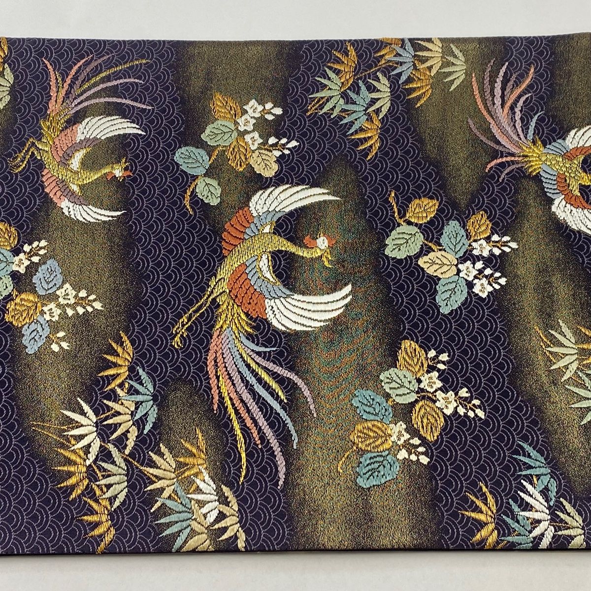 山口美術織物 有職菱取桐竹鳳凰文 唐織 袋帯 金糸 正絹 六通 桐箱付 Q803 山口美術織物 有職菱取桐竹鳳凰文 唐織 袋帯 金糸 正絹 六通 桐箱付 Q803