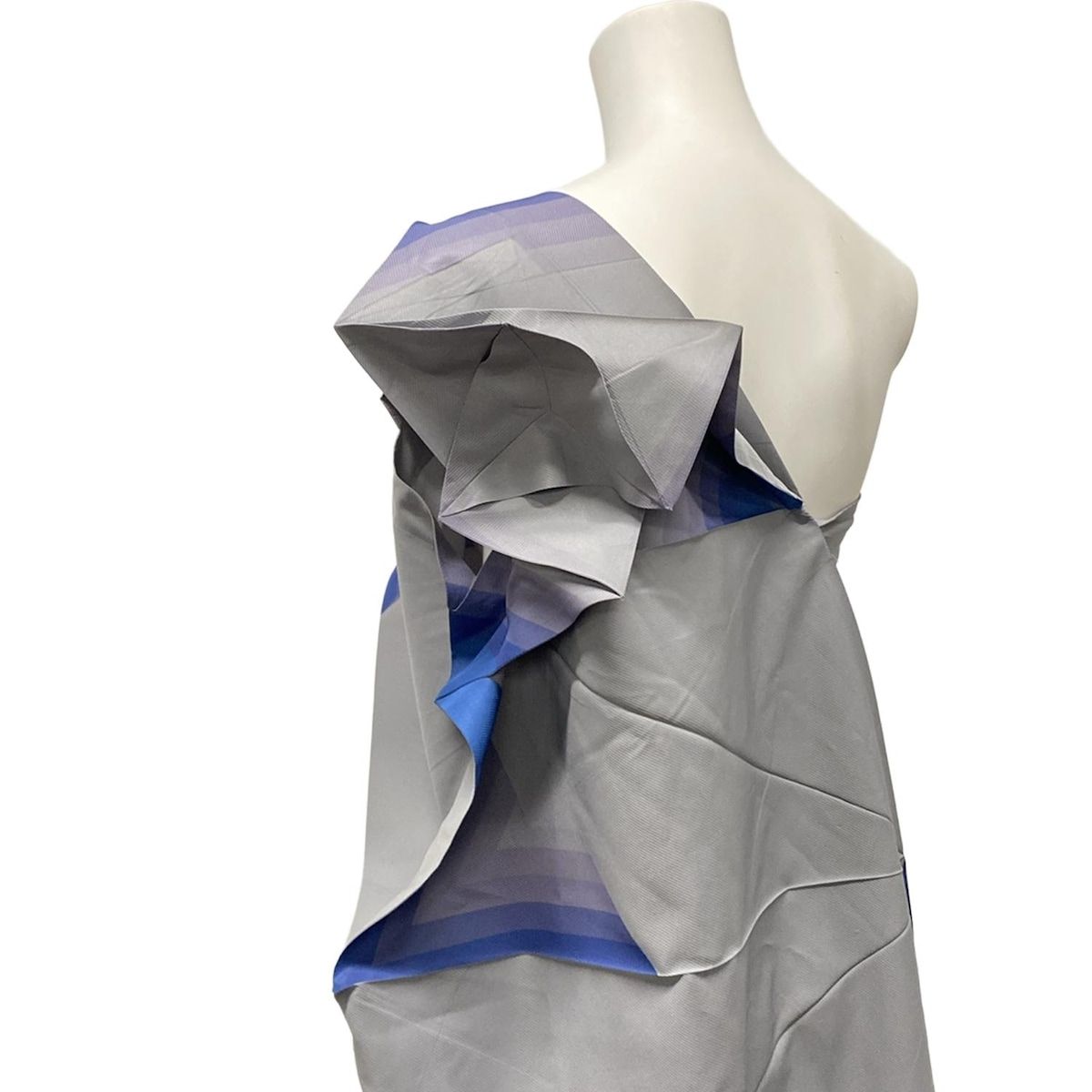 1325.イッセイミヤケ