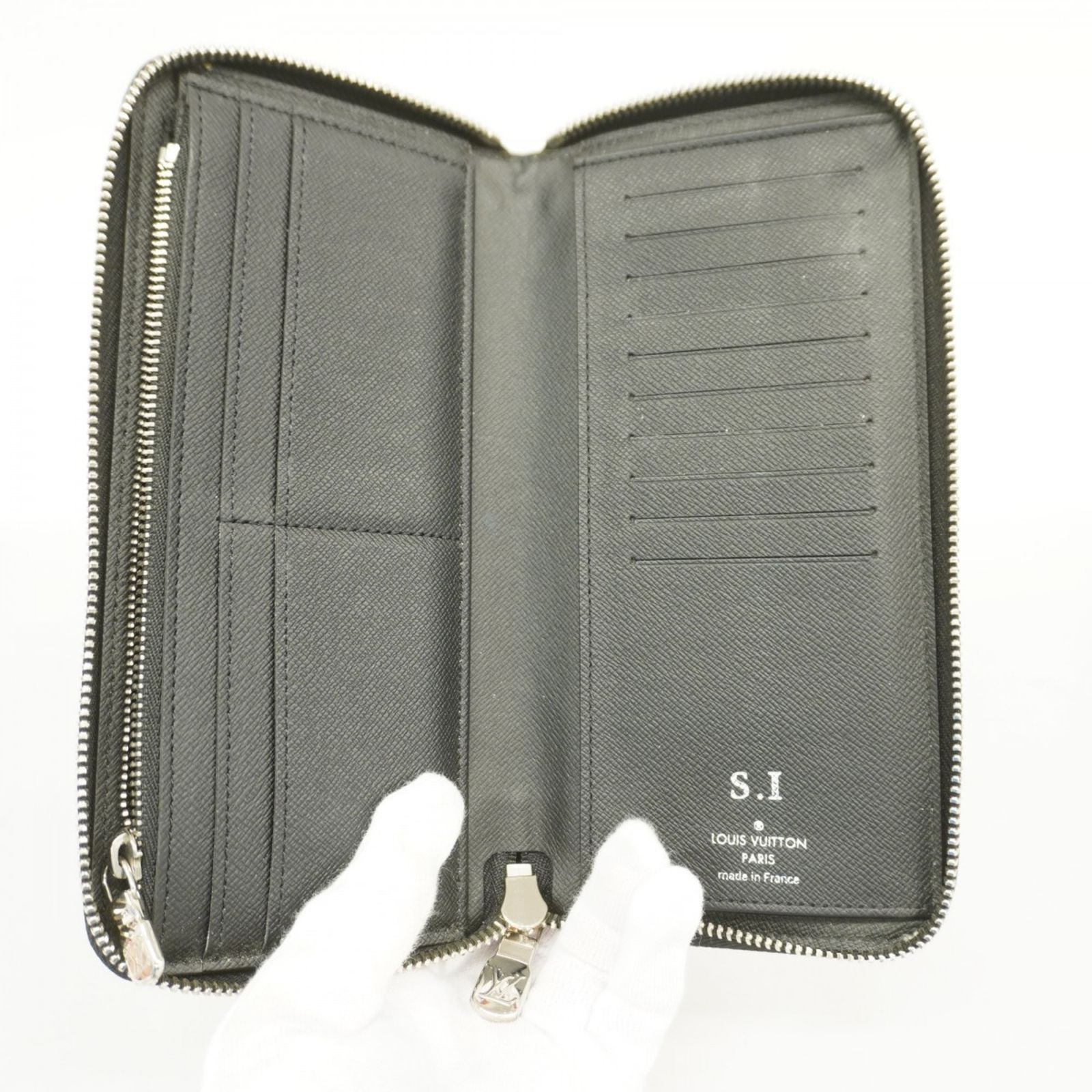 ルイヴィトン 長財布 タイガ ジッピーウォレット ヴェルティカル