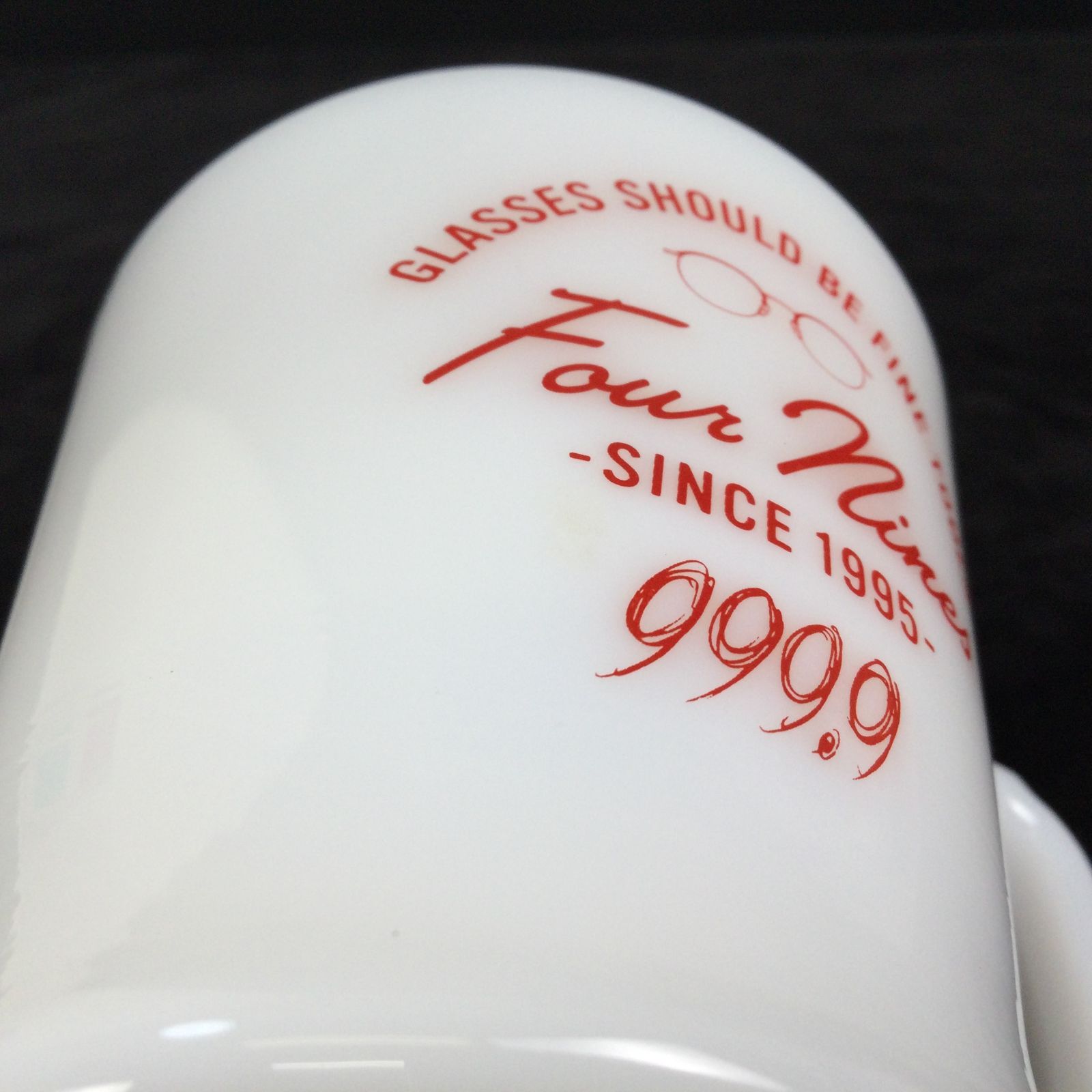 お値下げ‼︎ファイヤーキング　ベアブリックコラボ　milk glass 2025年最新】ベアブリック fire kingの人気アイテム - メルカリ