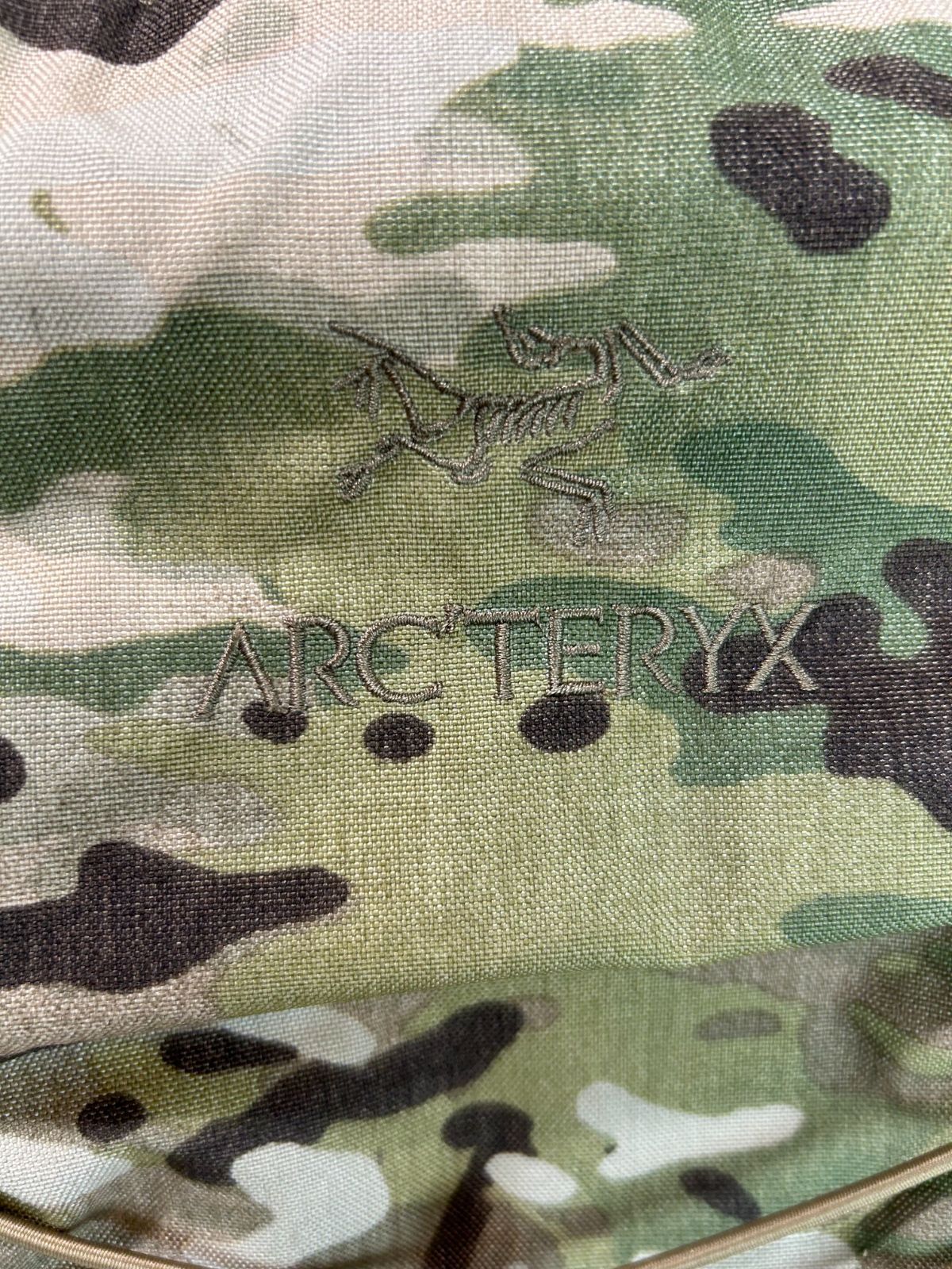 ARC'TERYX LEAF アークテリクスリーフ KHARD30 マルチカム ARC'TERYX LEAF アークテリクスリーフ KHARD30 マルチカム