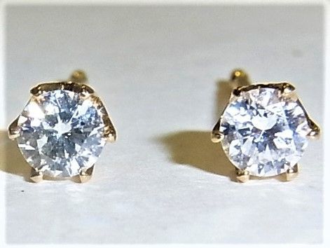 K18 18金 スタッド ピアス ダイヤ0.139ct 0.126ct gbparking.co.id