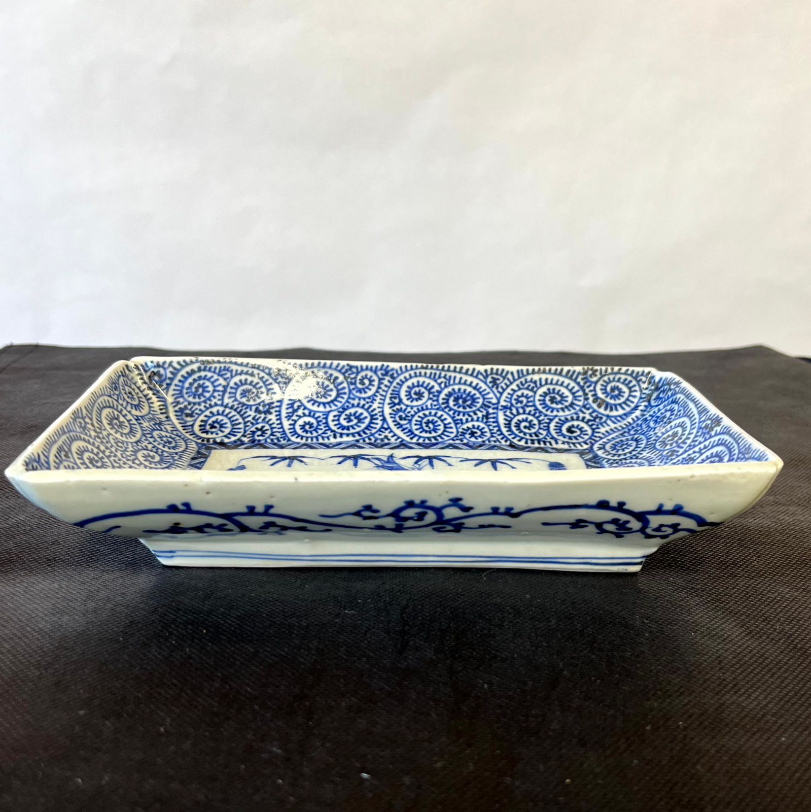 古伊万里 染付 蛸唐草文 長皿 | (有)新原美術