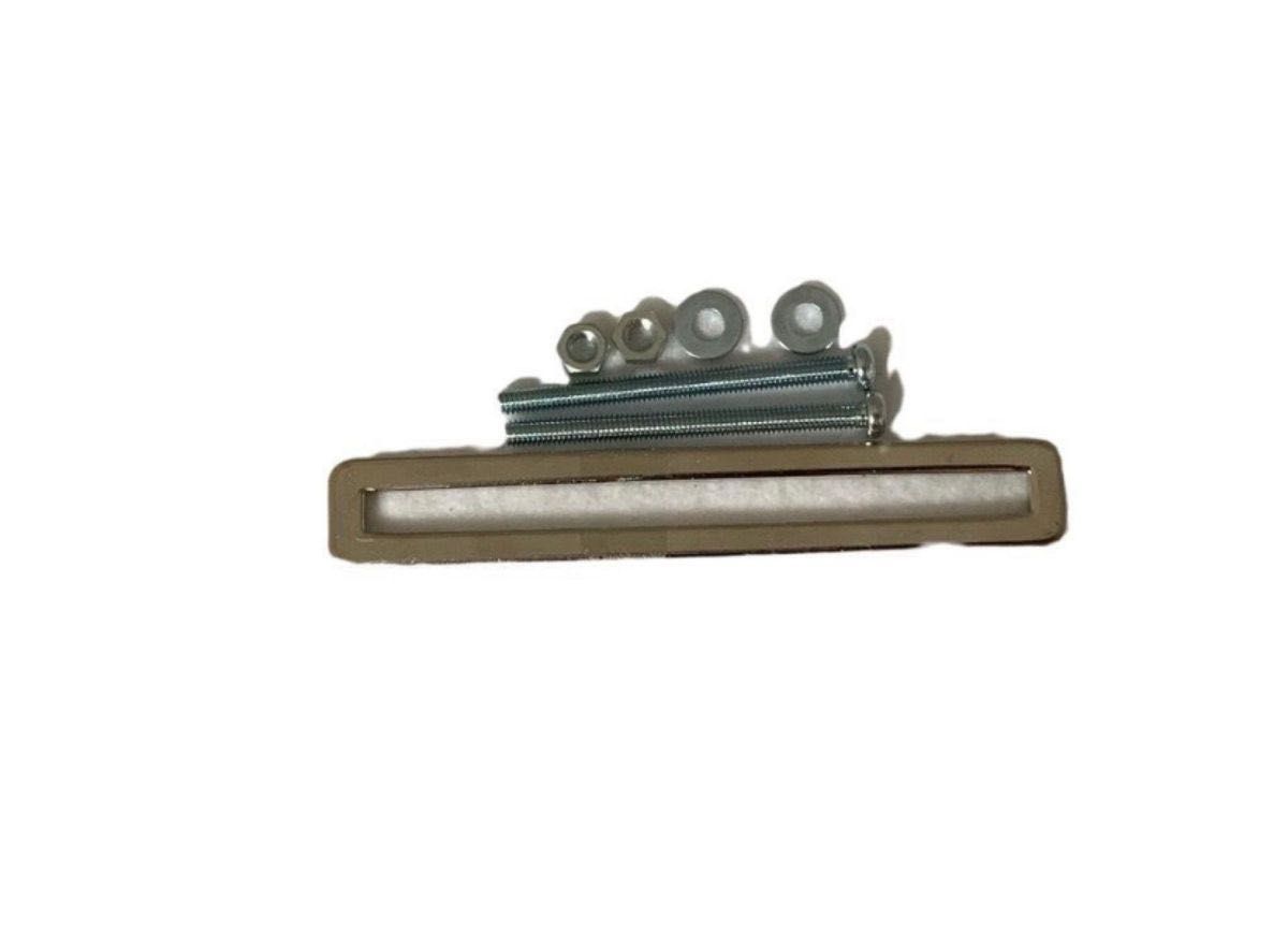 カーバッジ 英国製