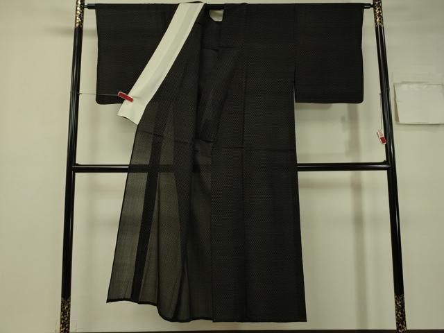 【単衣夏着物】十字絣 モノトーン 黒紗紬 小紋 正絹 単衣夏着物】十字絣 モノトーン 黒紗紬 小紋 正絹 - メルカリ