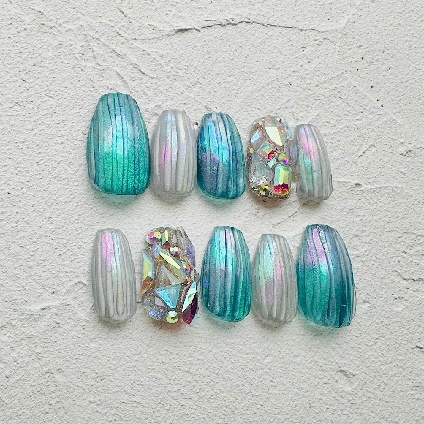 No.322 ネイルチップ 水色 白 バカラ キラキラ マグネット 星 夏 韓国