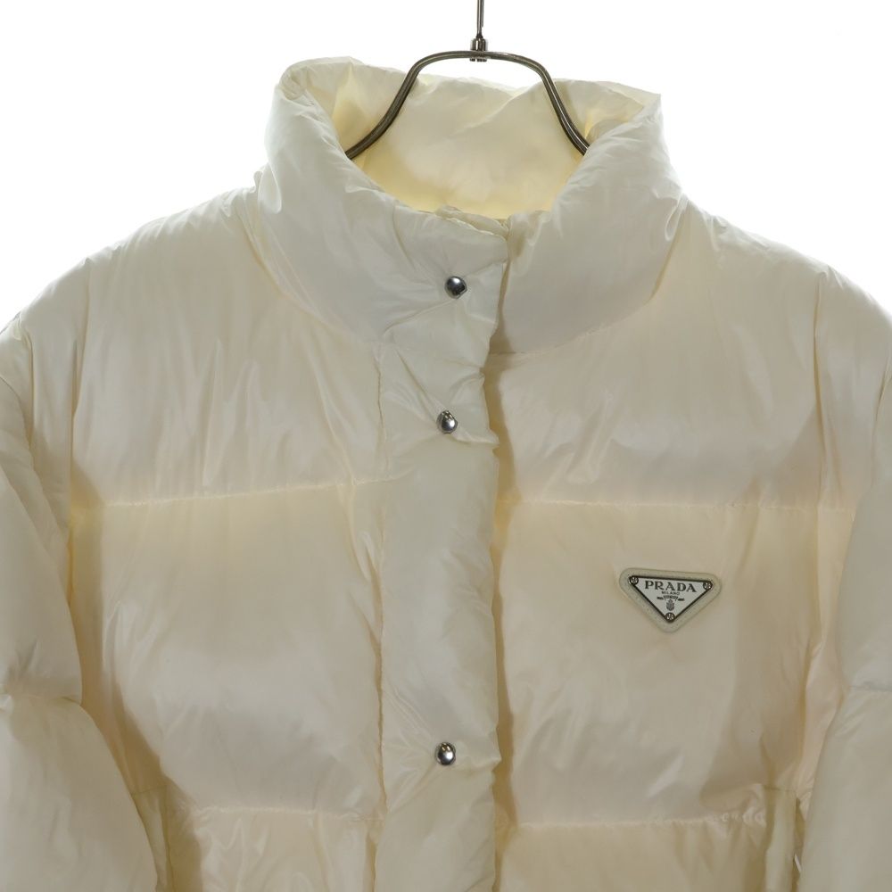 PRADA プラダ Re-Nylon クロップド ダウンジャケット　ホワイト Prada Re-Nylon クロップド ダウンジャケット | ホワイト