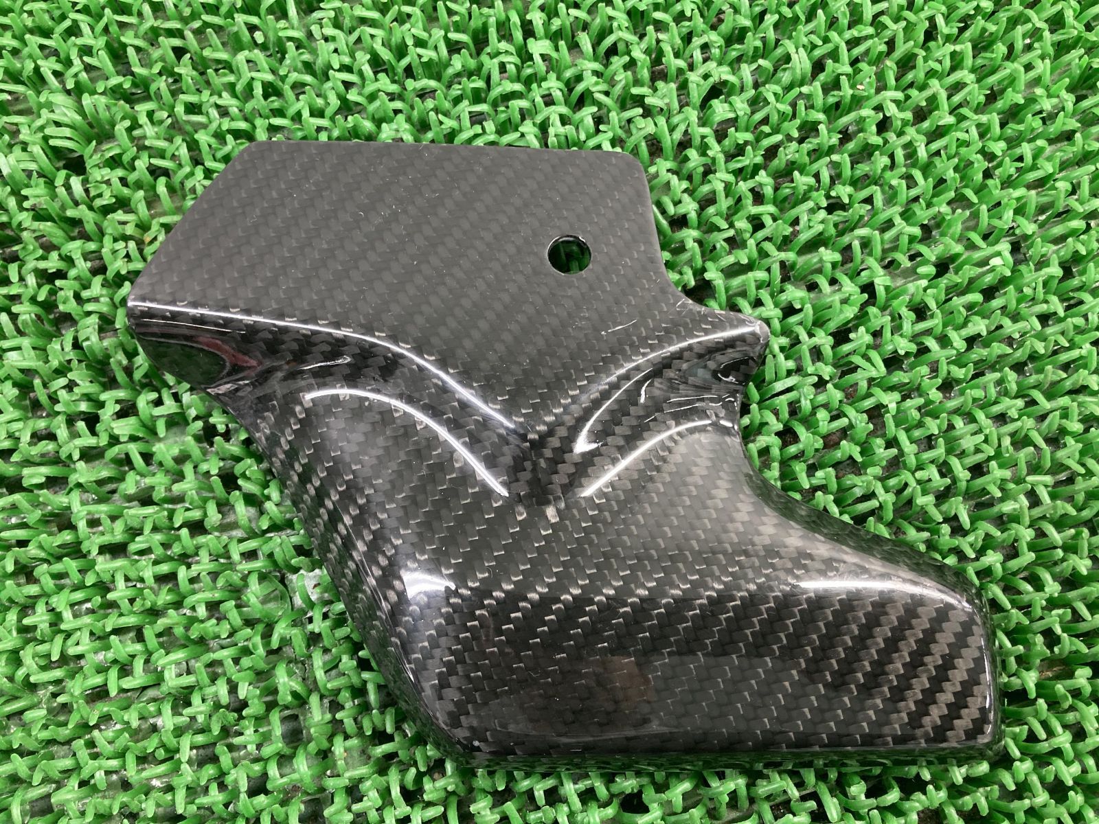 A-TECH製S1000RR チェーンカバー WB10D1009GZ338*** 社外 中古 BMW ドライブチェーンガード カーボン ブラックダイヤモンド 割れ欠け無し