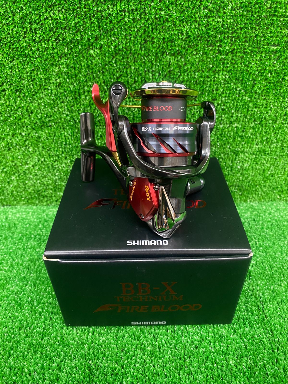 シマノ 24BB-X テクニウム ファイアブラッド C3000DXXG S L シマノ BB-X テクニウム ファイアブラッド C3000DXXG S 左 (リール