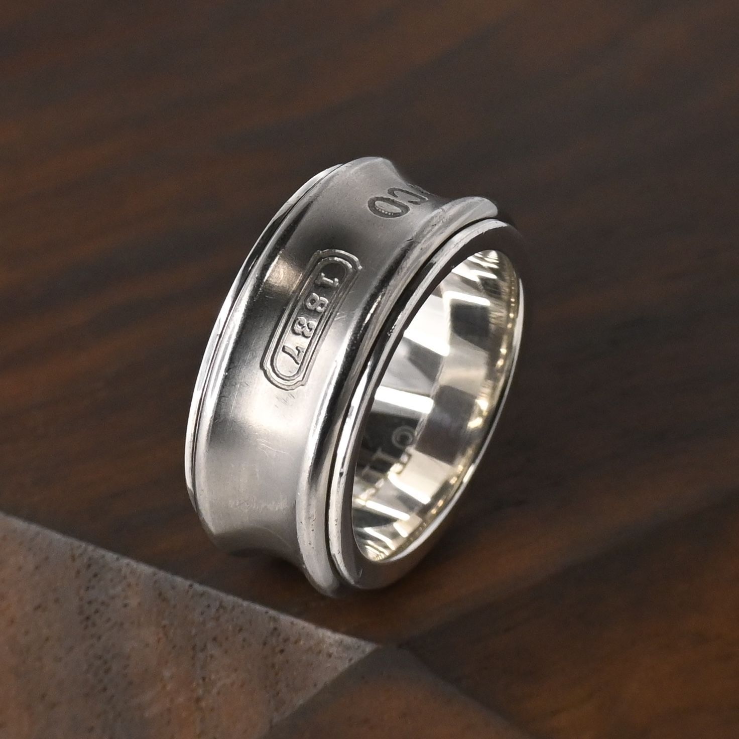 Tiffany ティファニー　チタン　リング　ナロー 研磨済】TIFFANY＆Co. ナロー チタン リング 7号 シルバー925