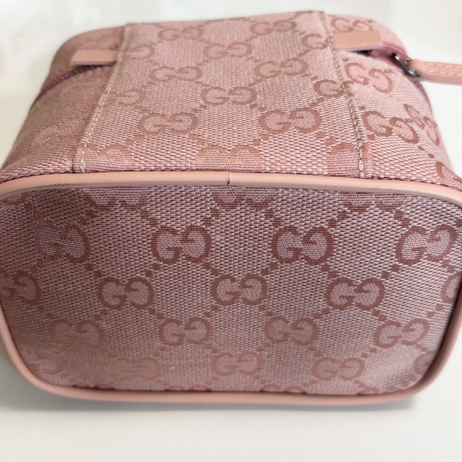 送料無料】GUCCI/グッチ/ミニバニティバッグ/キャンバスメイク 送料無料】GUCCI/グッチ/ミニバニティバッグ/キャンバスメイク