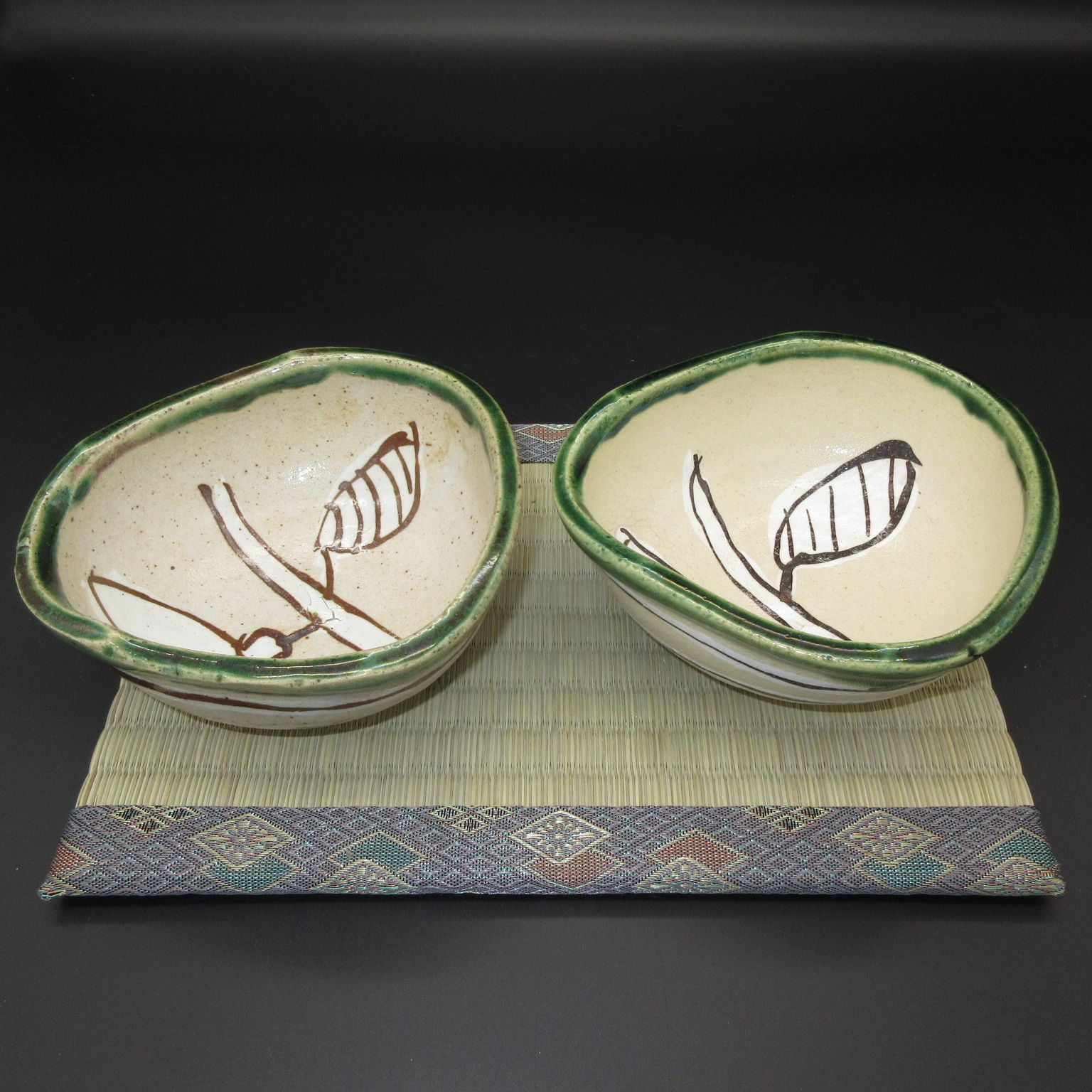 志野織部等の陶片 志野織部等の陶片 中上 ///NAKAGAMI - 志野織部振出 | 古美術品専門サイト