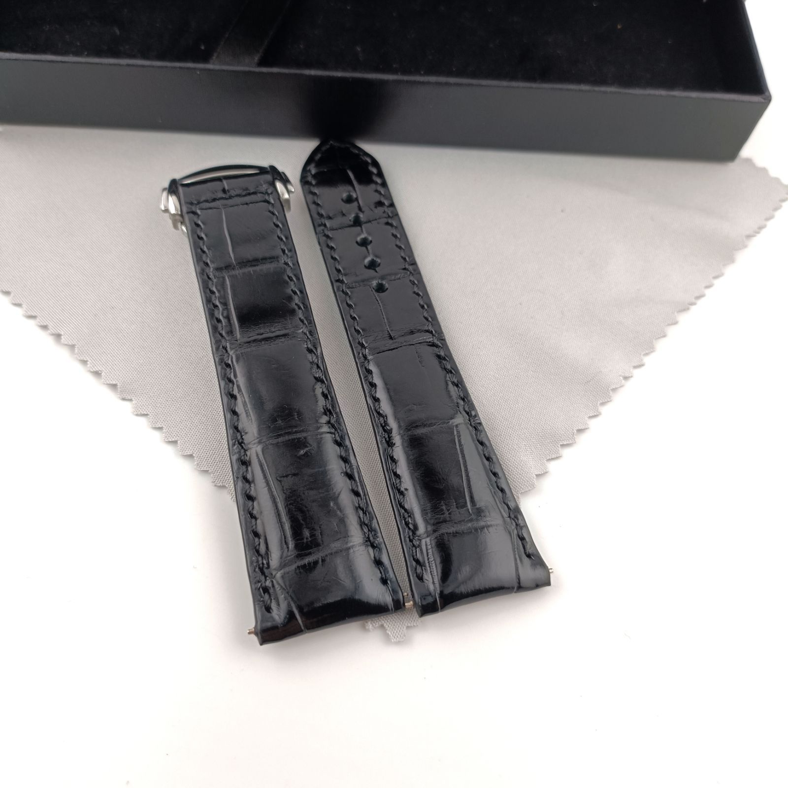 【現金特価】 クロコダイル 交換用 腕時計 22mm レザー ブラック ワニ革ベルト 男性用