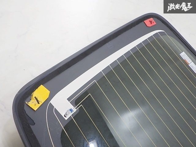 ☆新車外し☆ トヨタ 純正 200系 ハイエース ワイド 7型 リア リヤ