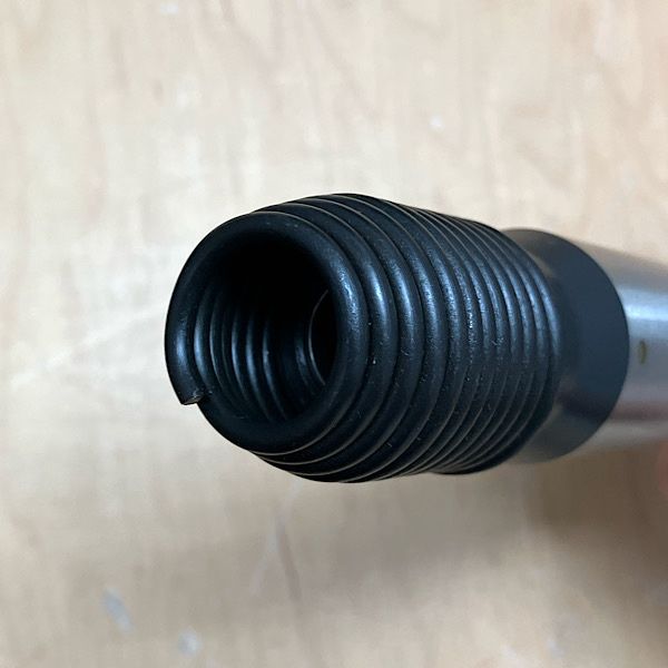 Ingersoll Rand インガソールランド エアリベッター AVC26B1 リベット径使用範囲3 8インチ 全長354mm ●110157 HRDEVELOPMENT_JP