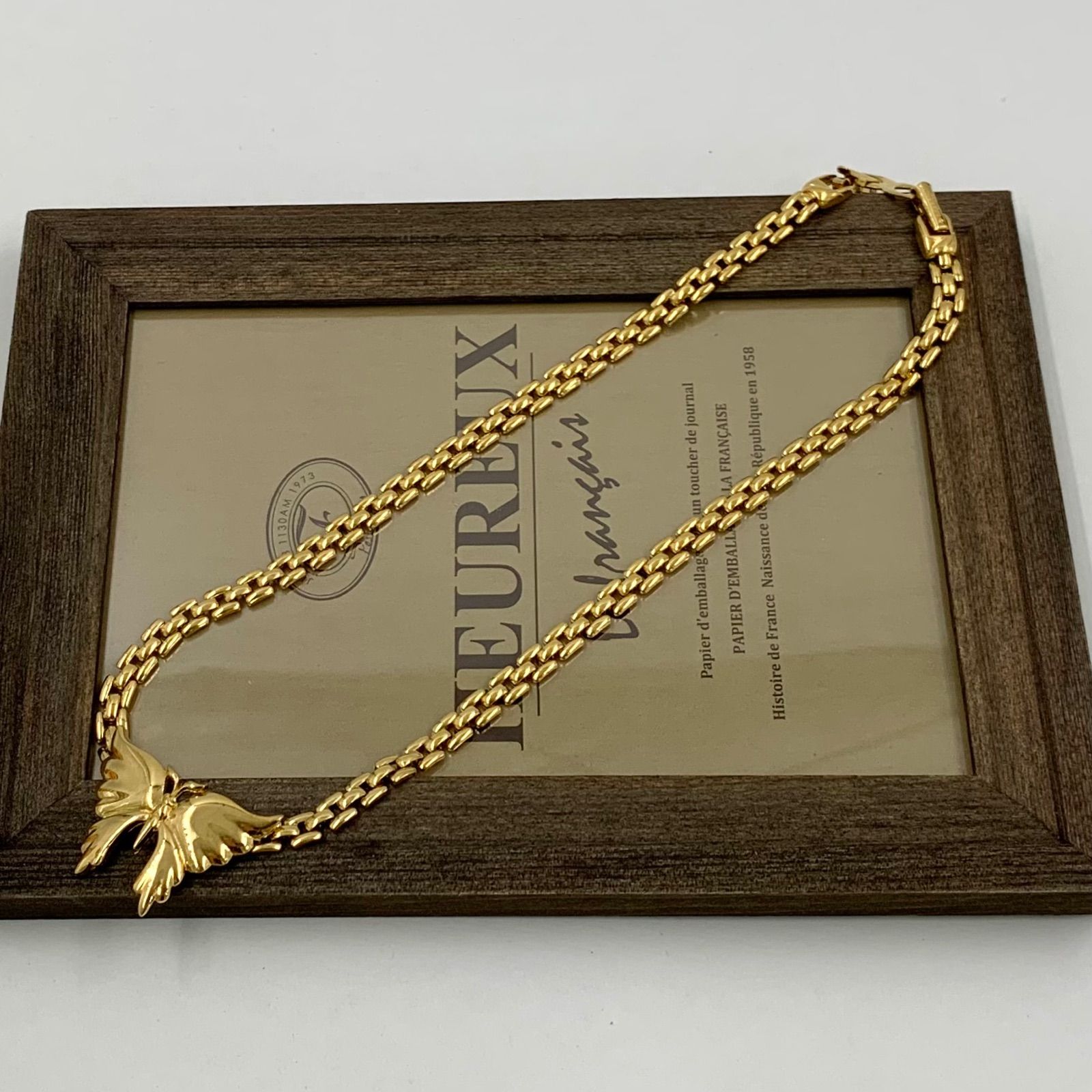 NINA RICCI 蝶モチーフ ネックレス 超美品 NINA RICCI 蝶モチーフ ネックレス 超美品