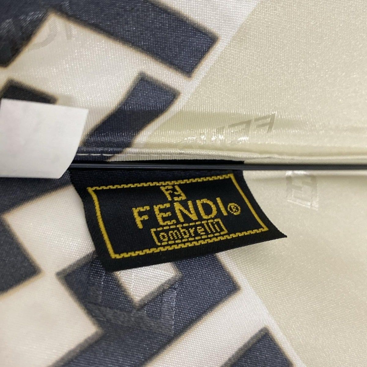 FENDI フェンディ 折りたたみ傘 - ゴールド×黒×アイボリー