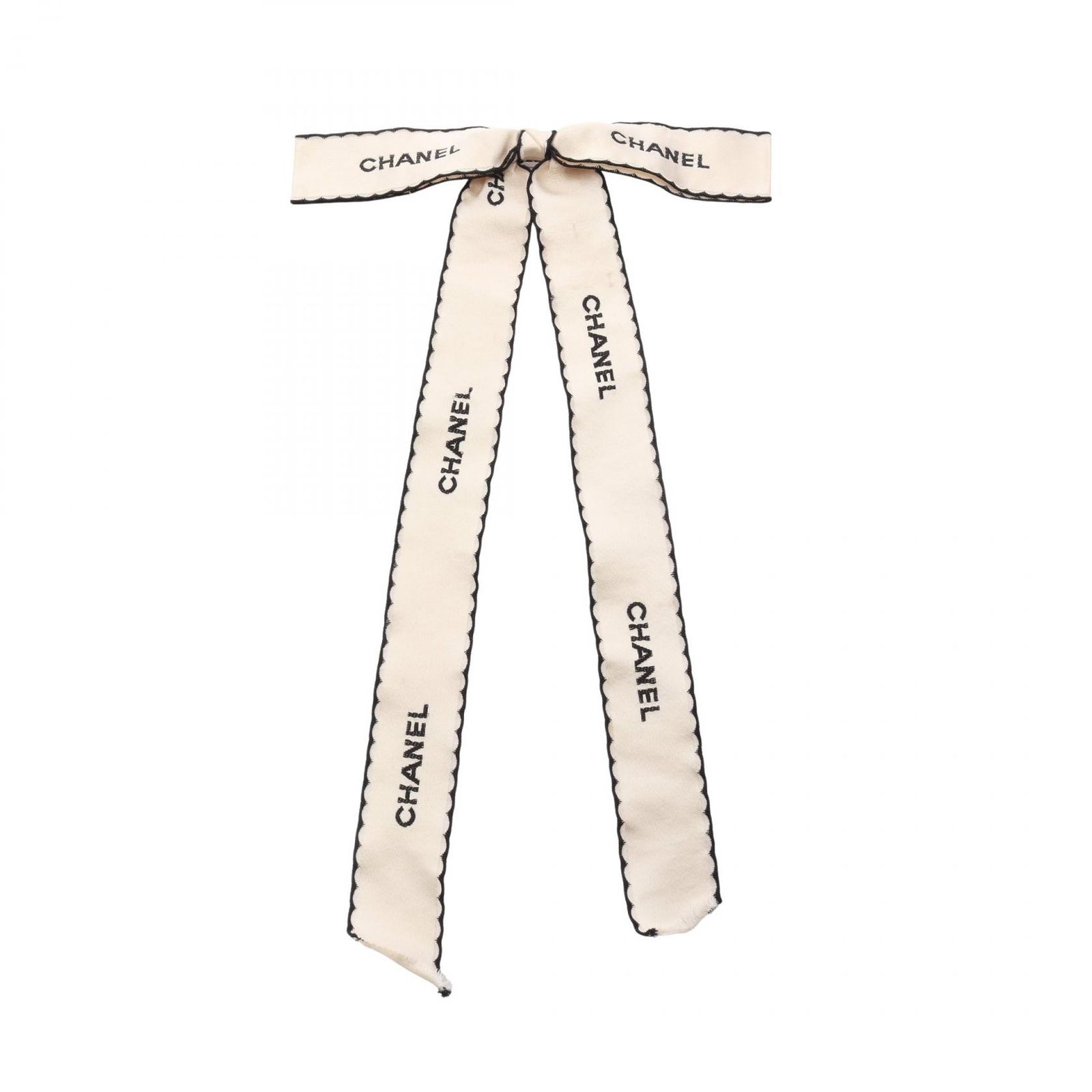 シャネル CHANEL ブローチ ホワイト その他 ブローチ レディース Used C