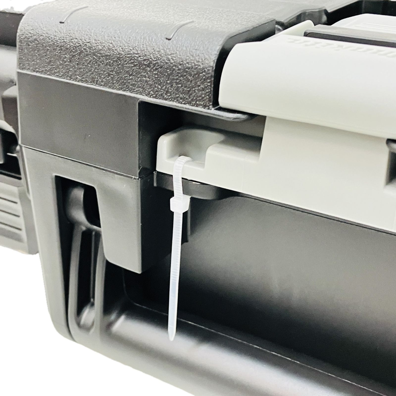 インパクトドライバ